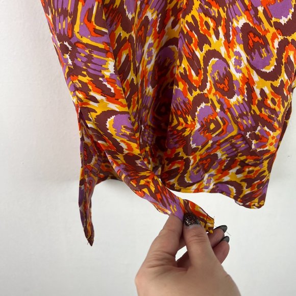 NWT Joie Printed Satin V-Neck Spaghetti Strap Top Tank Size Small S NEW - Picture 4 of 10